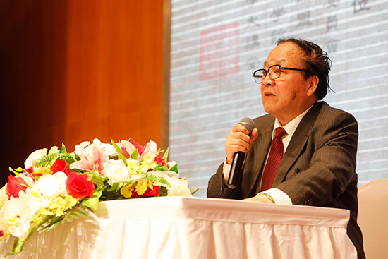 第八届全国政协委员、中国国情调查研究中心主任刘吉部长讲话.jpg